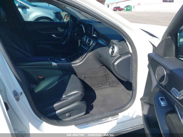 55SWF4JB0HU179958 Mercedes-Benz C 300 Luxury/sport