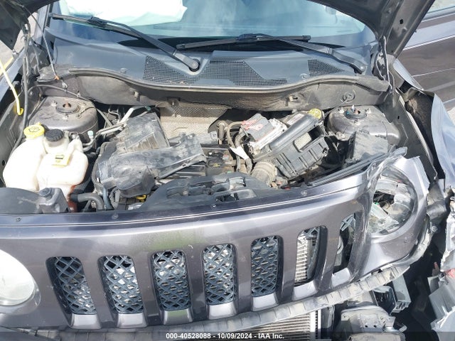 1C4NJPBA6GD677865 Jeep Patriot Sport