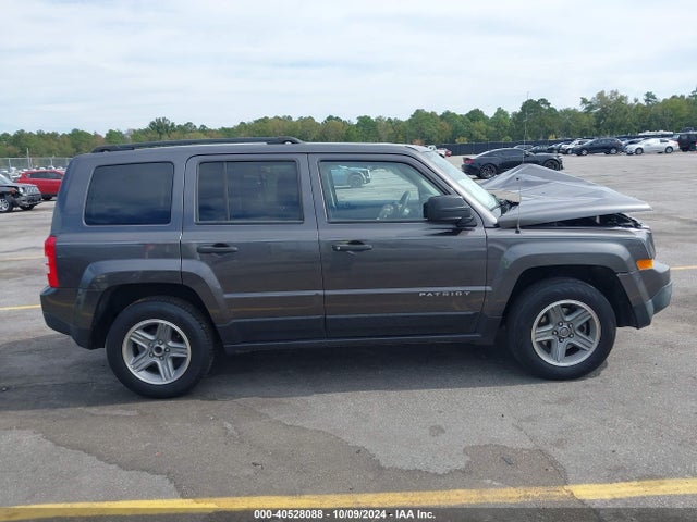 1C4NJPBA6GD677865 Jeep Patriot Sport