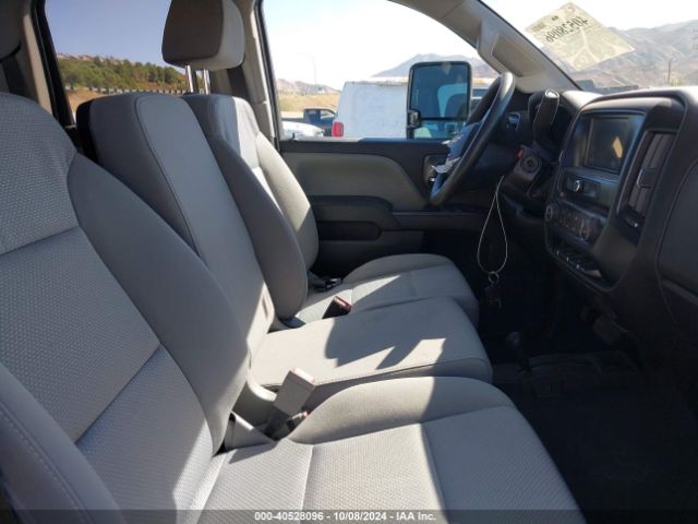 2GC2KREG5K1180371 Chevrolet Silverado 2500hd Wt