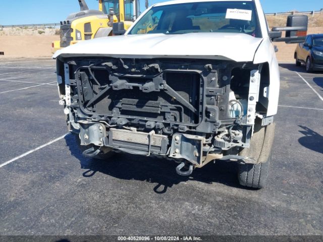 2GC2KREG5K1180371 Chevrolet Silverado 2500hd Wt