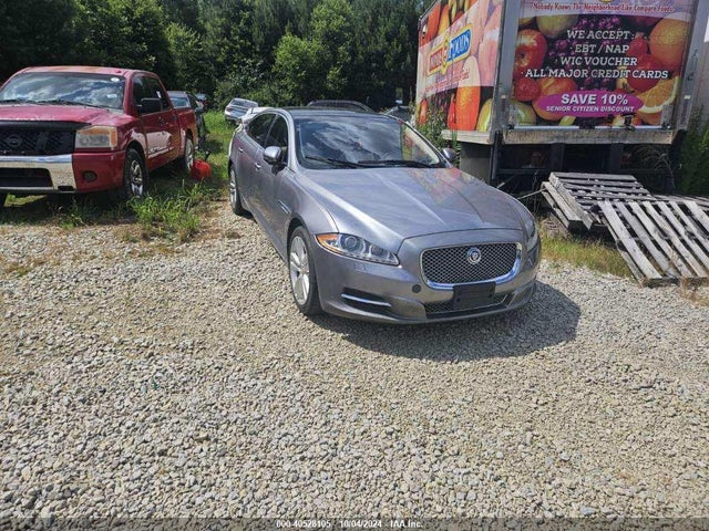 2011 JAGUAR XJ SAJWA2GB8BLV13123 Photo 0