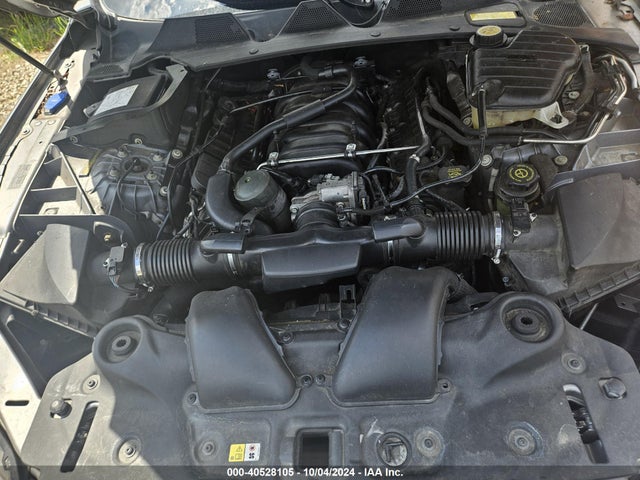 2011 JAGUAR XJ SAJWA2GB8BLV13123 Photo 9