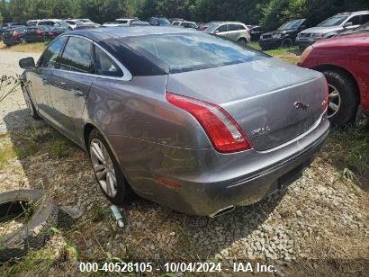 2011 JAGUAR XJ SAJWA2GB8BLV13123 Photo 2