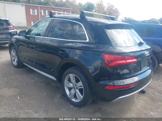 WA1BNAFY3K2099864 Audi Q5 45 Premium