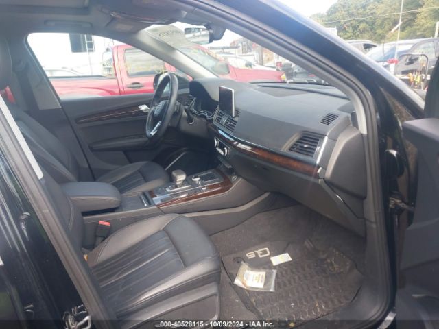 WA1BNAFY3K2099864 Audi Q5 45 Premium