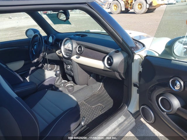 2012 MINI COOPER S WMWSV3C57CTY26752 Photo 4