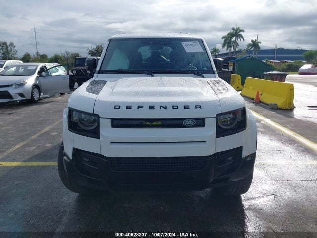 SALE2FEU6R2253672 Land Rover Defender 130 P400 X-dynamic Se