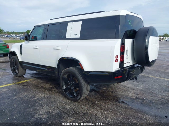 SALE2FEU6R2253672 Land Rover Defender 130 P400 X-dynamic Se