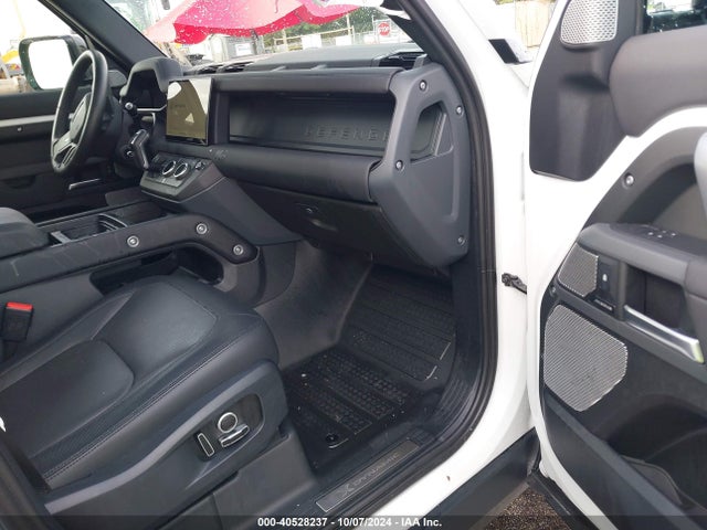 SALE2FEU6R2253672 Land Rover Defender 130 P400 X-dynamic Se