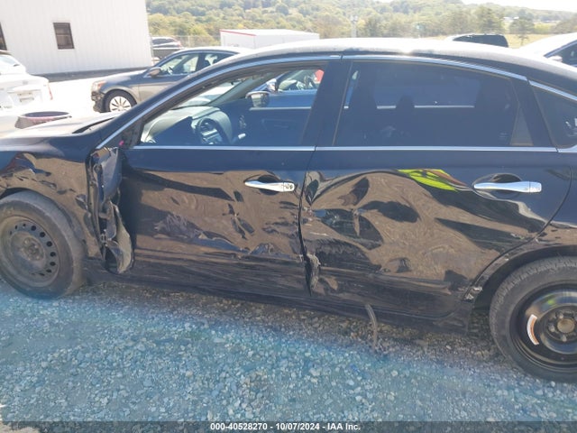 Nissan Altima 2.5 S 2017 1N4AL3AP3HC268243 Image 14