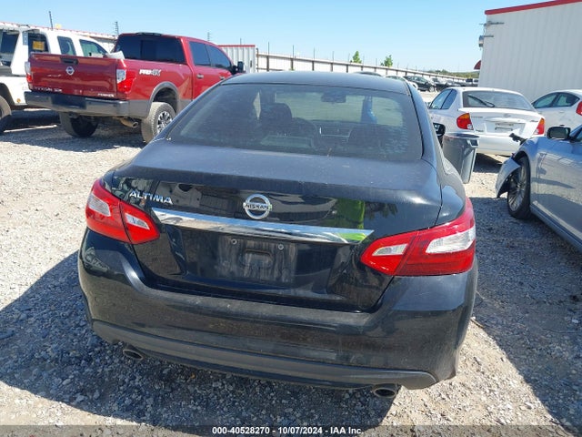 Nissan Altima 2.5 S 2017 1N4AL3AP3HC268243 Image 16