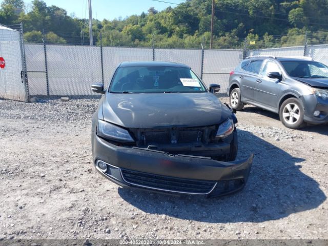 3VWL17AJ9EM390236 Volkswagen Jetta 1.8t Sel