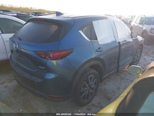 Mazda Cx-5 Grand Touring 2018 JM3KFADM5J1339172 Image 4