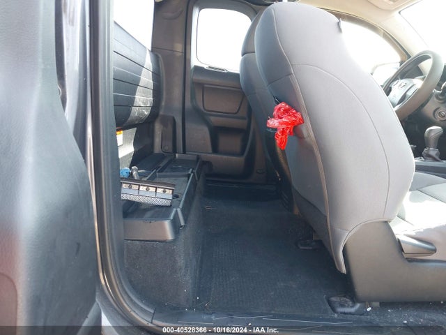 Toyota Tacoma Sr 2017 5TFRX5GN0HX092912 Image 8