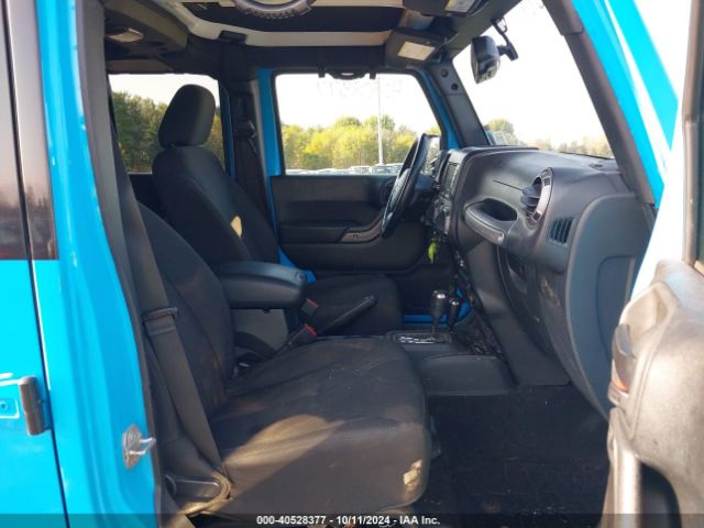 1C4BJWDG0JL890953 Jeep Wrangler Jk Unlimited Sport S 4x4