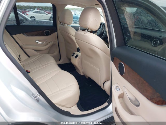 WDC0G4JB8KV125699 Mercedes-Benz GLC 300