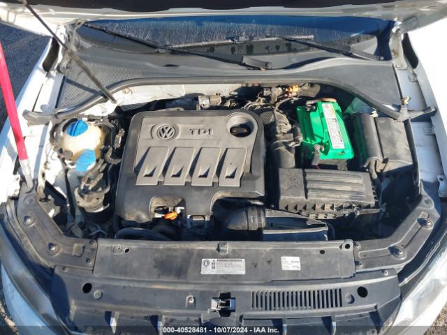 1VWBN7A3XEC011926 Volkswagen Passat 2.0l Tdi Se