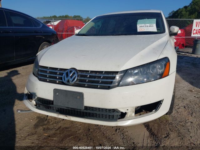 1VWBN7A3XEC011926 Volkswagen Passat 2.0l Tdi Se