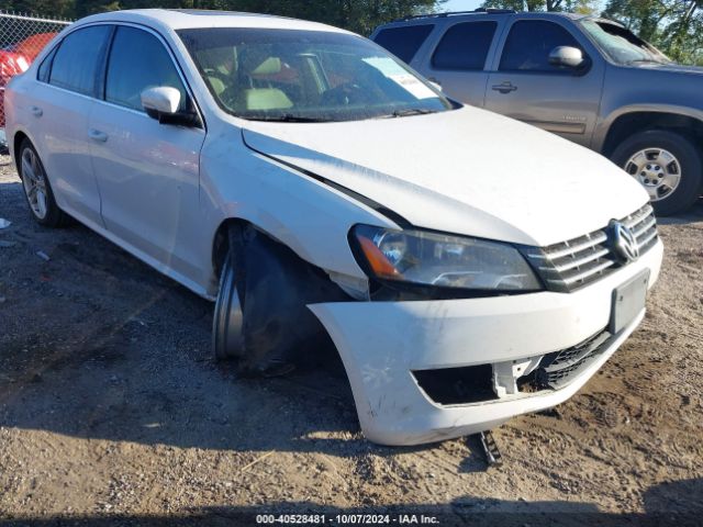 1VWBN7A3XEC011926 Volkswagen Passat 2.0l Tdi Se