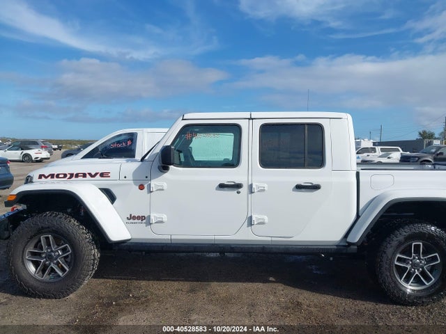 1C6JJTEG8RL111701 Jeep Gladiator Mojave X