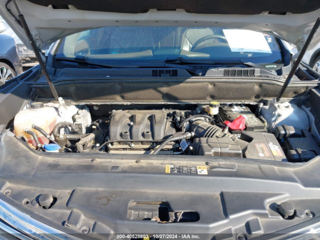 2LMPJ8LR4GBL51300 Lincoln Mkx Reserve