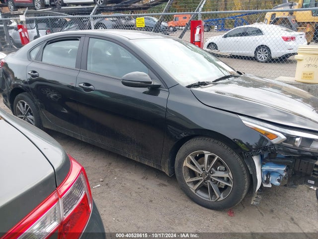3KPF24AD1PE642421 KIA Forte Lxs