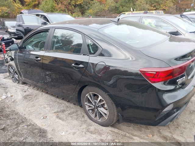 3KPF24AD1PE642421 KIA Forte Lxs
