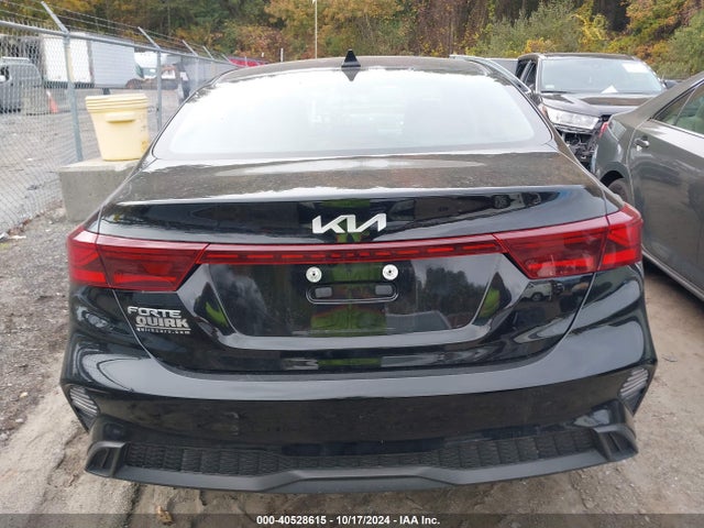 3KPF24AD1PE642421 KIA Forte Lxs