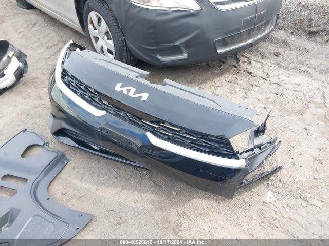 3KPF24AD1PE642421 KIA Forte Lxs