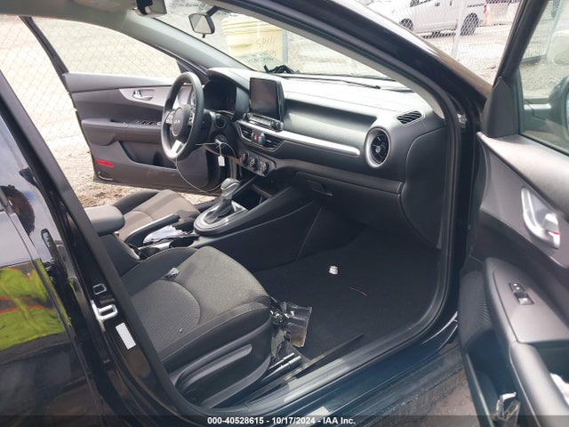 3KPF24AD1PE642421 KIA Forte Lxs