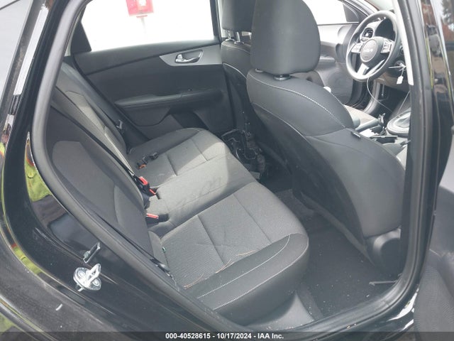 3KPF24AD1PE642421 KIA Forte Lxs