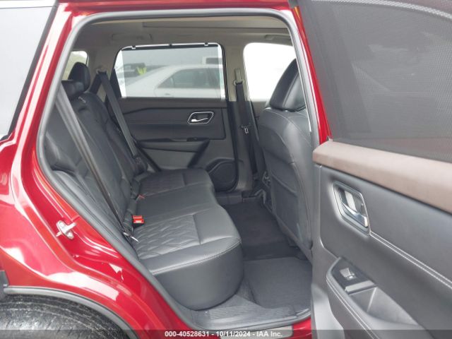 JN8AT3DC2MW102733 Nissan Rogue Platinum Fwd