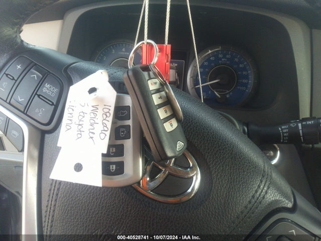 Toyota Sienna Xle 8 Passenger 2015 5TDYK3DC9FS665259 Image 11