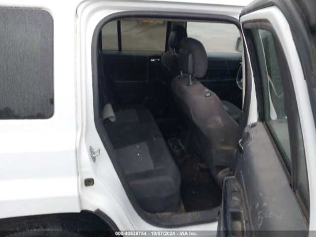 1C4NJPFA3GD609131 Jeep Patriot Latitude