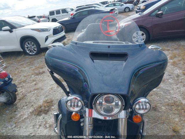2015 HARLEY-DAVIDSON FLHTCU 1HD1FCM12FB645526 Photo 4