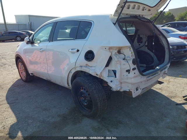 KIA Sportage Lx 2018 KNDPM3AC3J7347764 Image 3