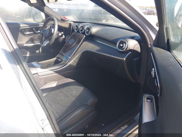 W1KAF4HB2NR052576 Mercedes-Benz C 300 4matic
