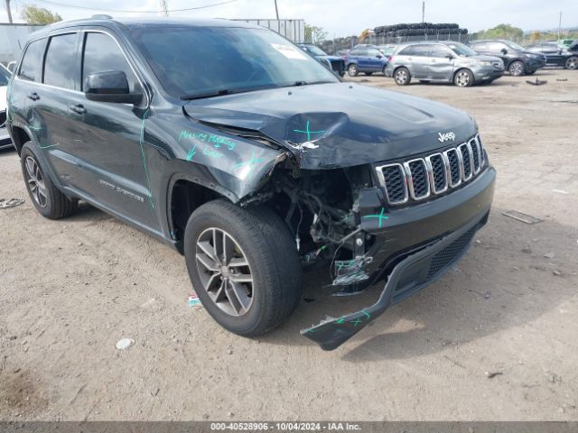 1C4RJFAG1JC351728 Jeep Grand Cherokee Laredo E 4x4