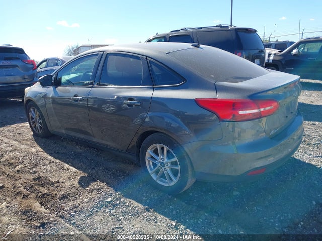 Ford FOCUS SE 2016 1FADP3F20GL263305 Image 3