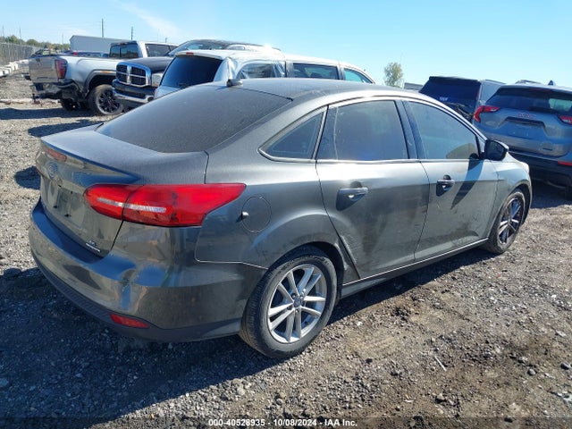 Ford FOCUS SE 2016 1FADP3F20GL263305 Image 4