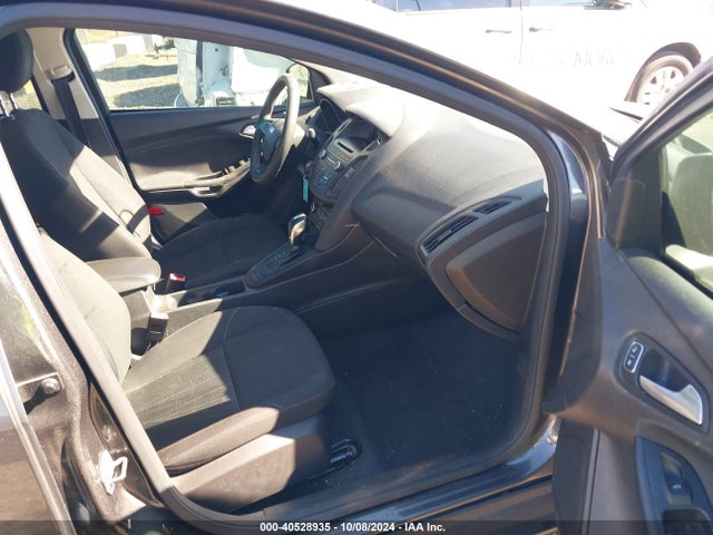 Ford FOCUS SE 2016 1FADP3F20GL263305 Image 5