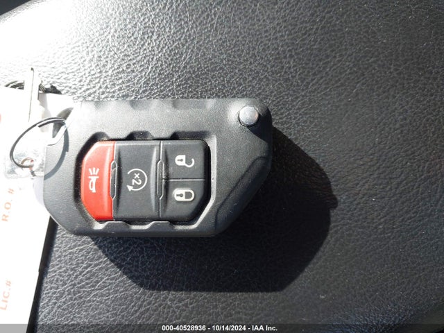 1C4GJXAN4KW504873 Jeep Wrangler Sport S 4x4