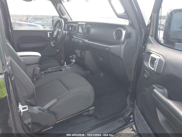 1C4GJXAN4KW504873 Jeep Wrangler Sport S 4x4