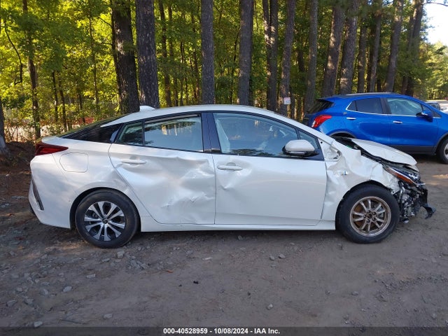 Toyota Prius Prime Limited 2020 JTDKARFP7L3149331 Image 12