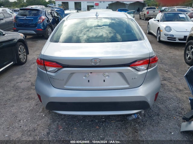 Toyota COROLLA LE 2022 JTDEPMAE8N3027018 Image 17