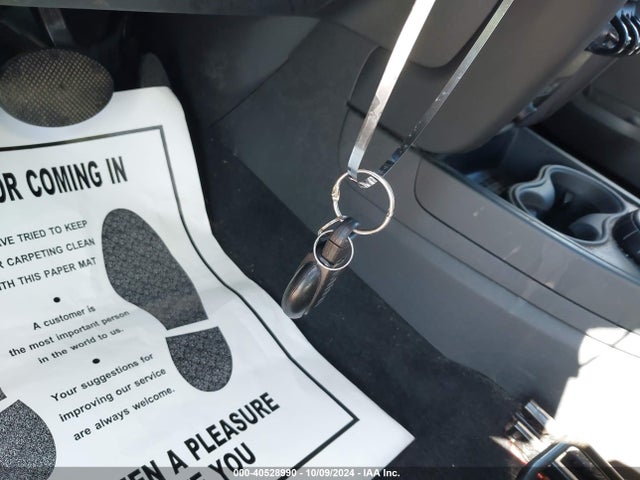 2017 MINI COUNTRYMAN WMZYS7C32H3E06676 Photo 10