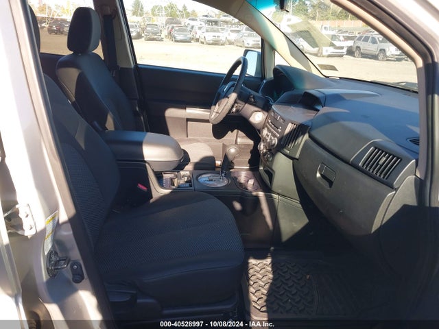 2011 MITSUBISHI ENDEAVOR 4A4JN2AS0BE029997 Photo 4