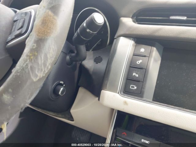 SAJBE4BV4HCY48565 Jaguar Xf 35t Prestige