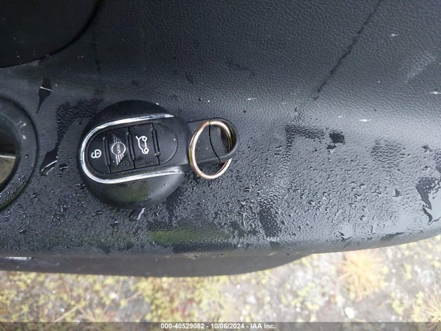 2019 MINI COUNTRYMAN WMZYT3C5XK3E97985 Photo 10